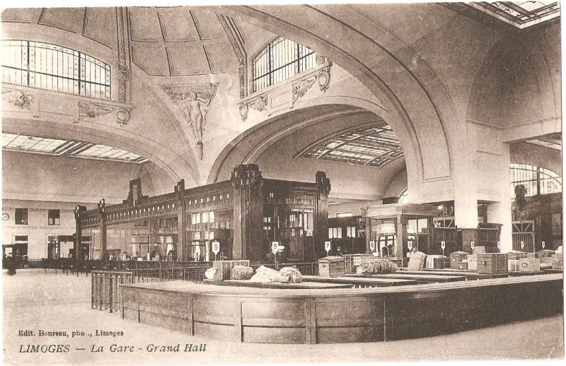 Carte postale ancienne Mobilier Gare des Bénédictins 001
