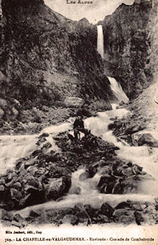 Carte postale ancienne Cascade de la Chapelle en Valgaudemar