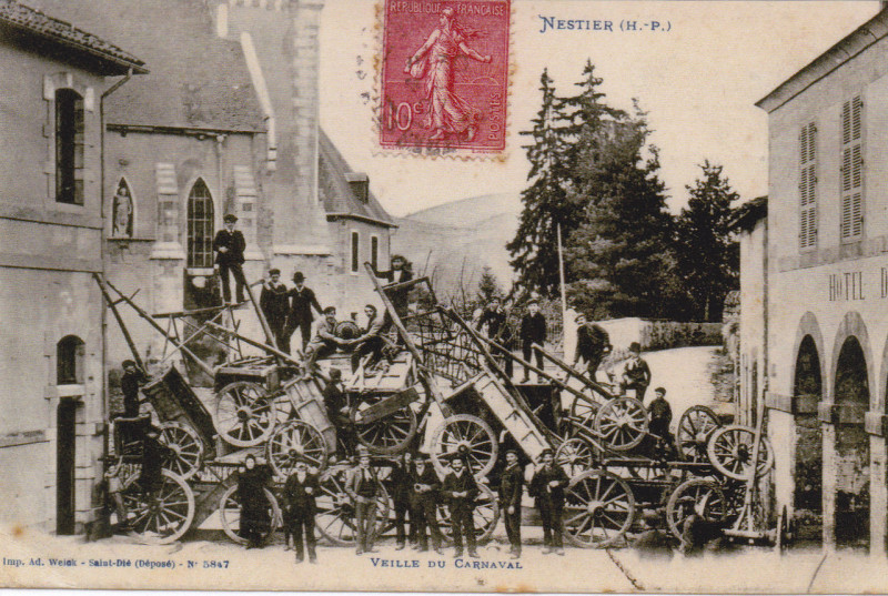 Carte postale ancienne La barricade