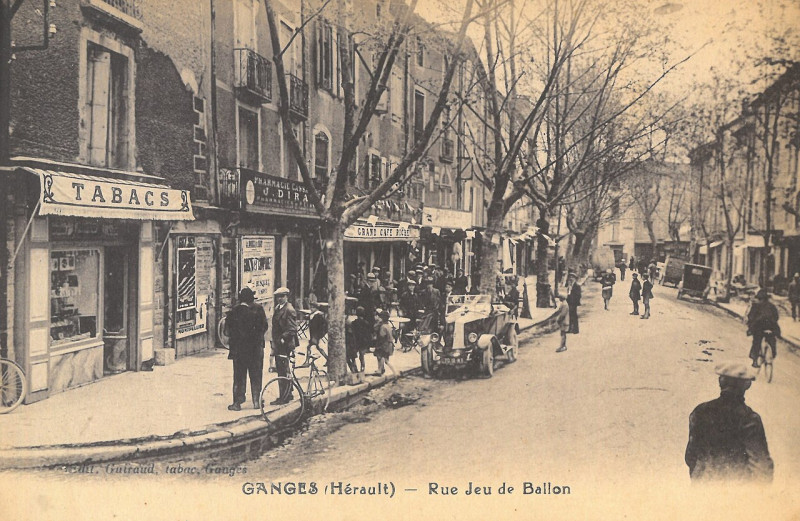 Carte postale ancienne Ganges - Rue Jeu