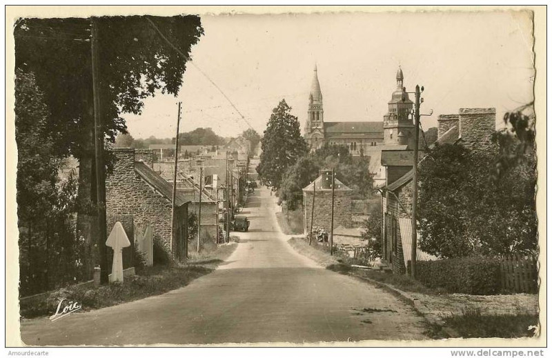 Carte postale ancienne Entrée bourg Sud