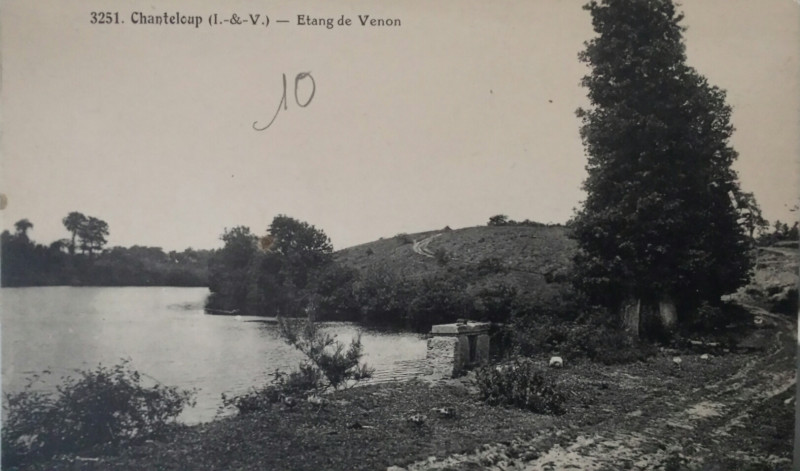 Carte postale ancienne Etang de venon vue 2