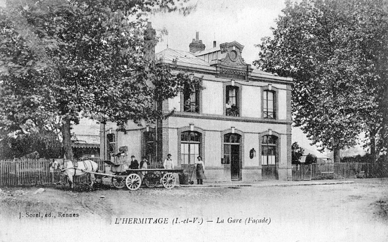 Carte postale ancienne GareLHermitageMordelles1900