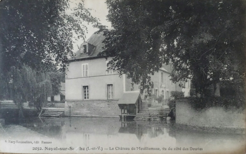 Carte postale ancienne Le chateau de mouillemuse vue 2