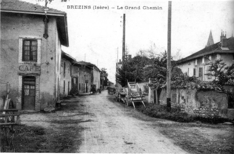 Carte postale ancienne Brézins, le grand chemin, 1912, p 34 l'Isère les 533 communes -