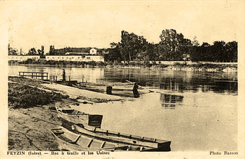 Carte postale ancienne Feyzin le bac à traille