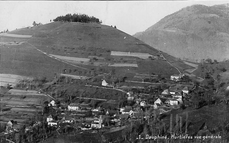 Carte postale ancienne Hurtières vue générale