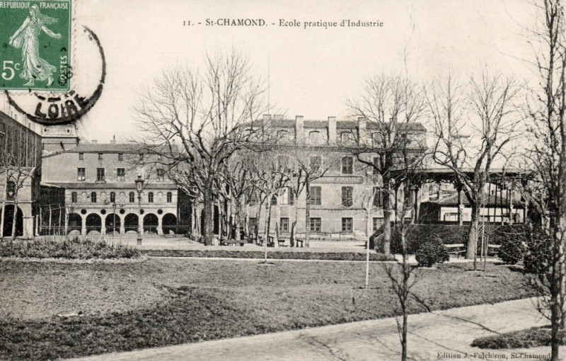 Carte postale ancienne Ecole pratique d'industrie, Saint-Chamond, avant 1905