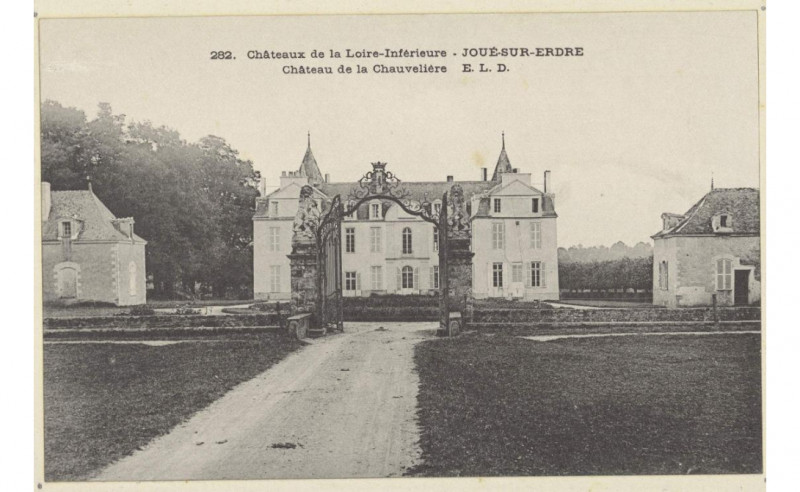 Carte postale ancienne Joué-sur-Erdre - Château de la Chauvelière