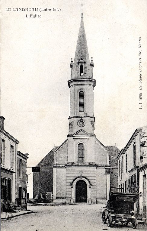 Carte postale ancienne W1144-Landreau3 Eglise DeRueTrittau au Landreau