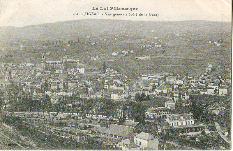 Carte postale ancienne Inconnu 401 - Figeac - Vue générale (Coté de la Gare)