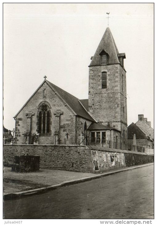 Carte postale ancienne Tanis eglise2