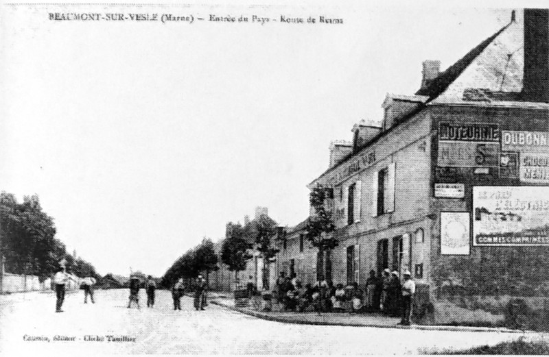 Carte postale ancienne Baumont 61333
