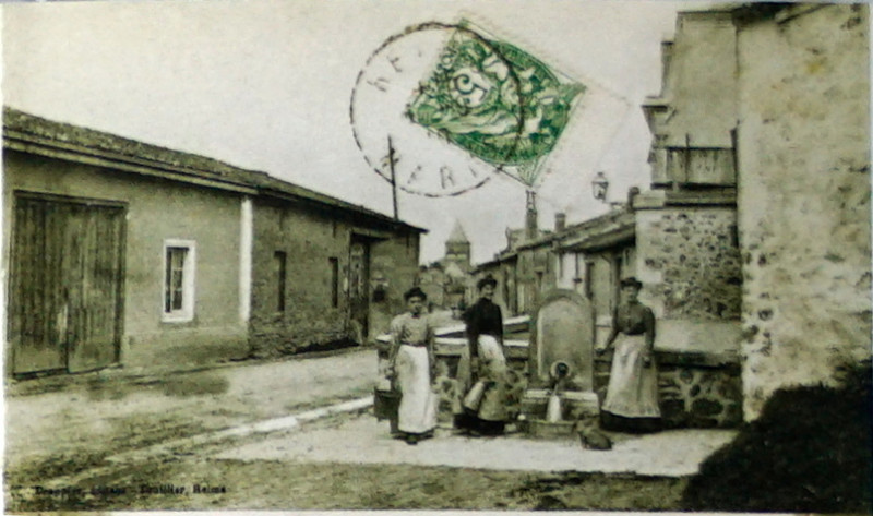 Carte postale ancienne Berru fontaine 8406