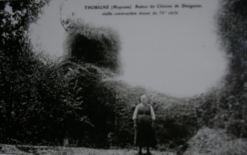 Carte postale ancienne Château de Thorigné 1910