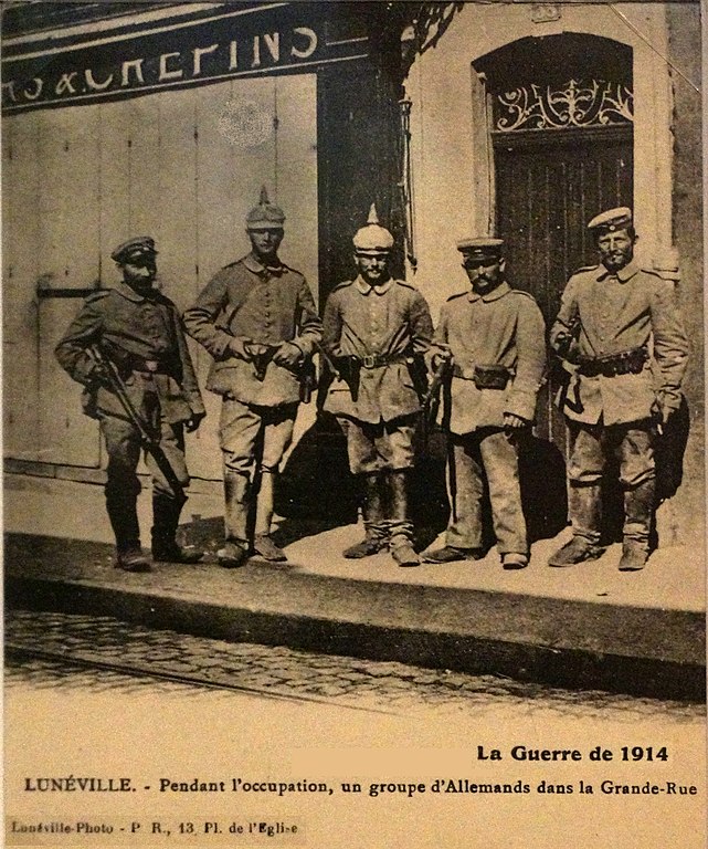 Carte postale ancienne Lunéville 09311