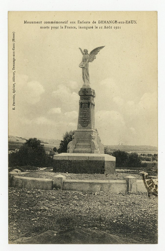 Carte postale ancienne Monument commémoratif aux Enfants de Demange-aux-Eaux morts pour la France, inauguré le 21 Août 1921 P-Fg-Cp-00897