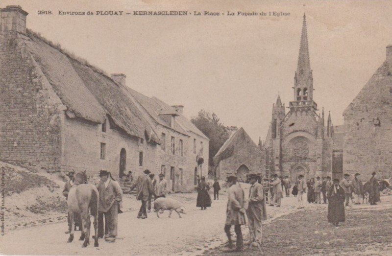 Carte postale ancienne Kernascléden la place