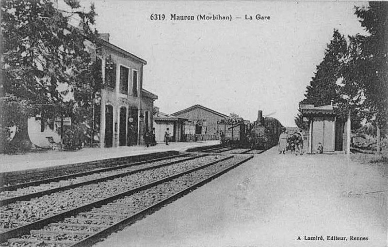 Carte postale ancienne Mauron-La-Gare-cp