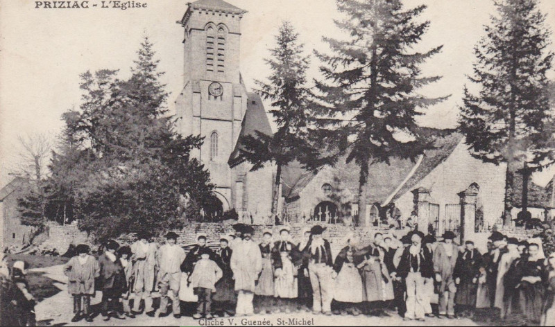 Carte postale ancienne Priziac l'église