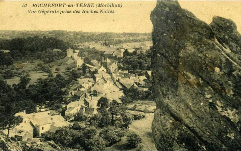 Carte postale ancienne Rochefort-en-Terre vers 1920