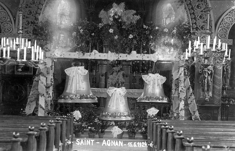 Carte postale ancienne Baptême des cloches de l'église de Saint-Agnan, juin 1924