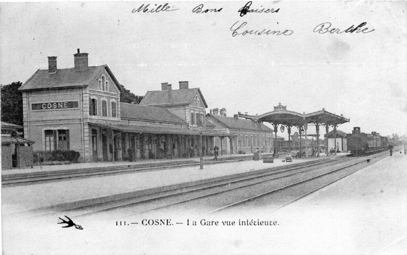 Carte postale ancienne Cosne-sur-Loire gare 1
