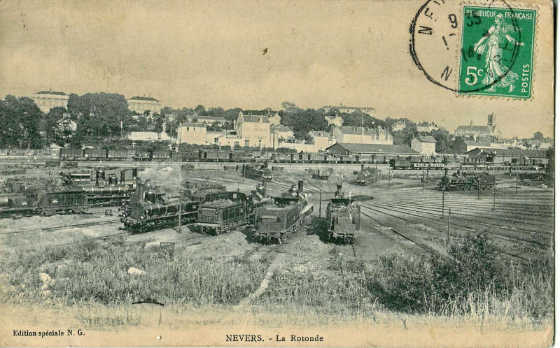 Carte postale ancienne Ng - Nevers - La Rotonde