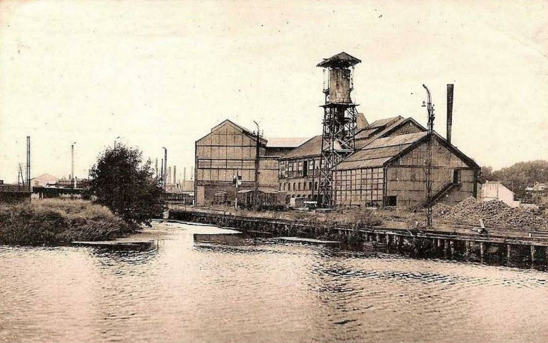 Carte postale ancienne Flers-en-Escrebieux - Fosse n° 3 des mines de l'Escarpelle (E) à Flers-en-Escrebieux
