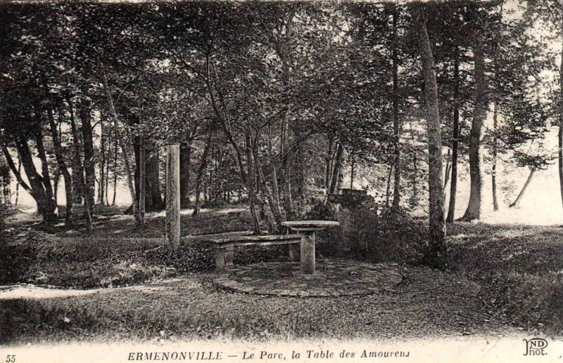 Carte postale ancienne Radziwill 3 Table des amoureux