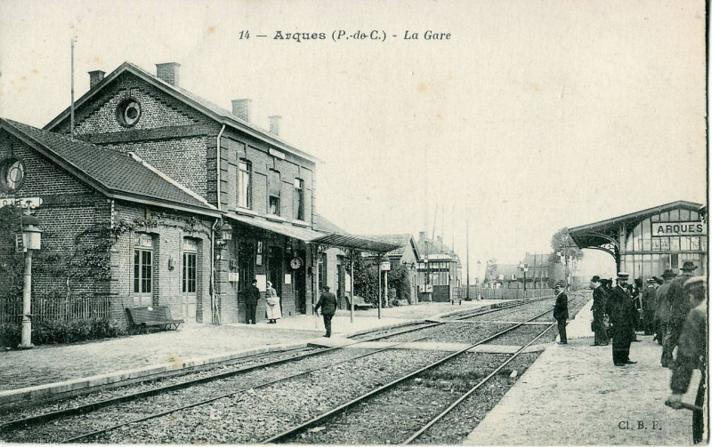 Carte postale ancienne Bf 14 - Arcques - La Gare