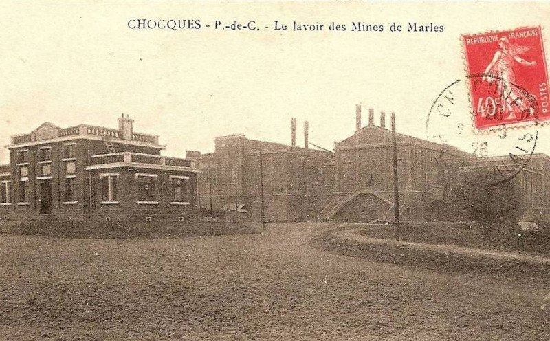 Carte postale ancienne Chocques - Lavoir des mines de Marles (A)