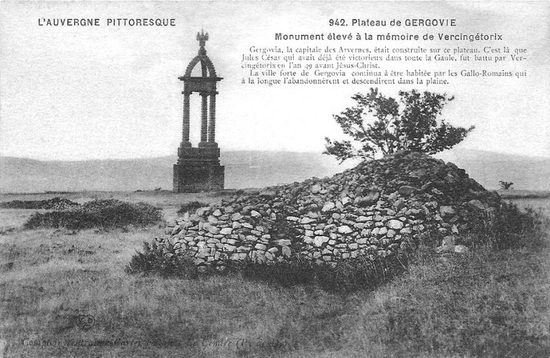 Carte postale ancienne Plateau gergovie pierrier