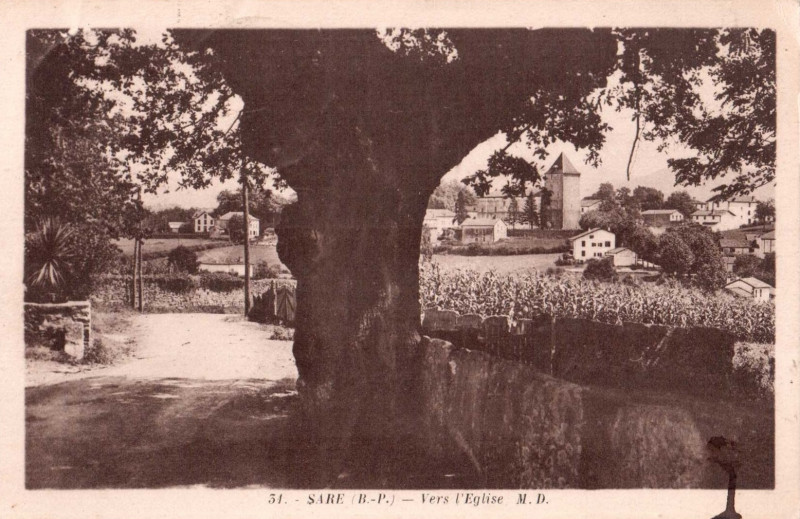 Carte postale ancienne Sare (64) - église 2