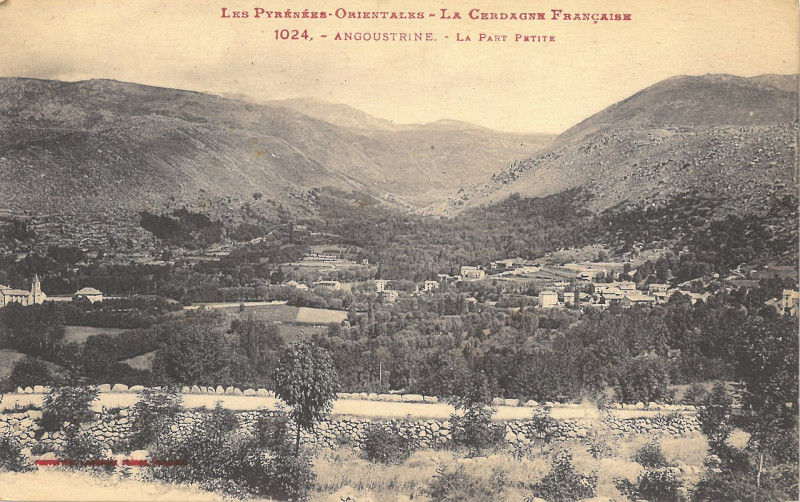 Carte postale ancienne Angoustrine - Part petite