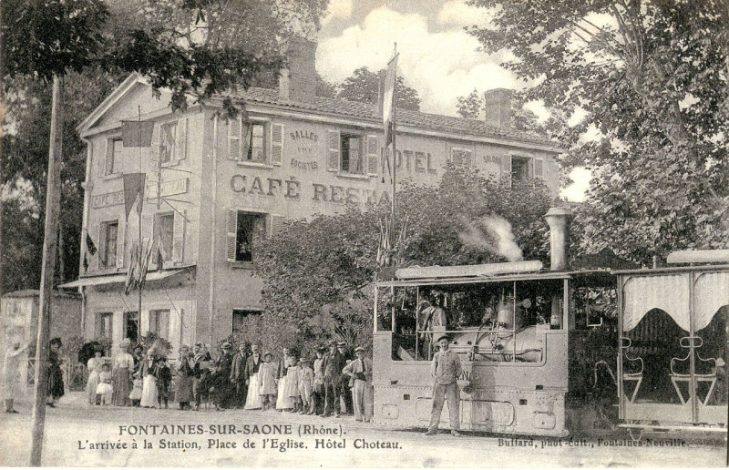 Carte postale ancienne Buffard - Fontaines s Saone Arrivee a la station