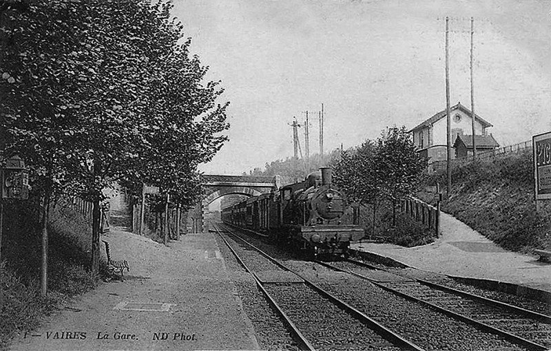 Carte postale ancienne Gare-Vaires-CPancienne à Vaires-sur-Marne