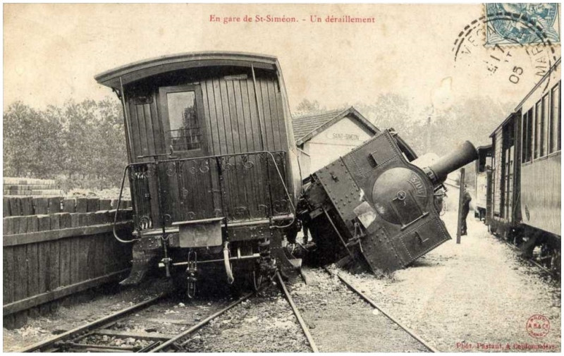 Carte postale ancienne SaintSiméonCrash