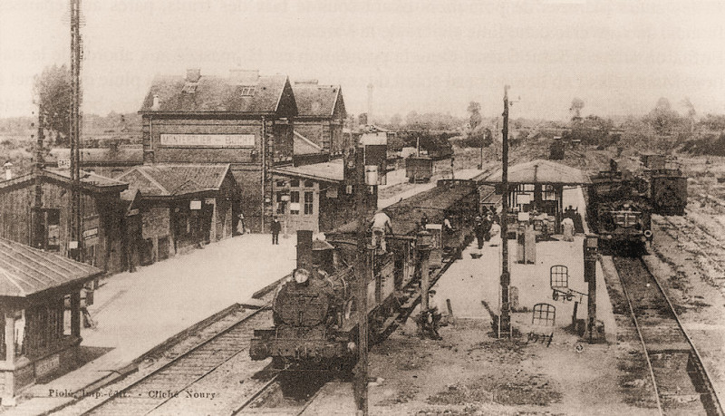 Carte postale ancienne Gare de Montérolier-Buchy 2