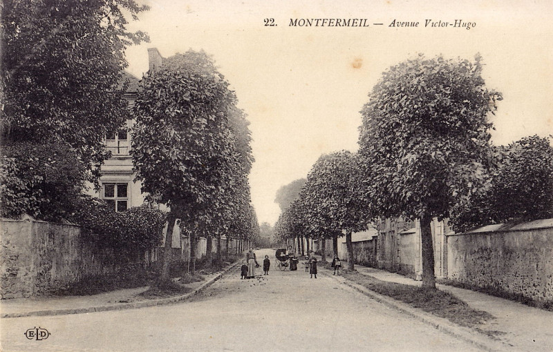 Carte postale ancienne Eld 22 - Montfermeil - Avenue Victor-Hugo
