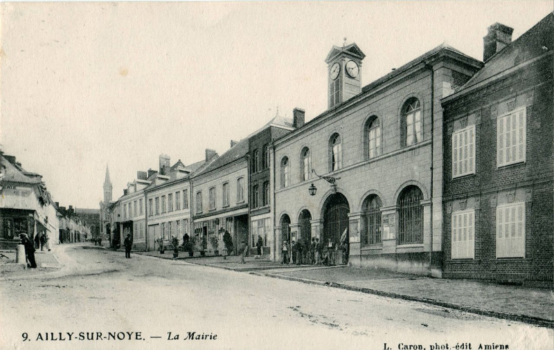 Carte postale ancienne Caron 9 - Ailly - La Mairie