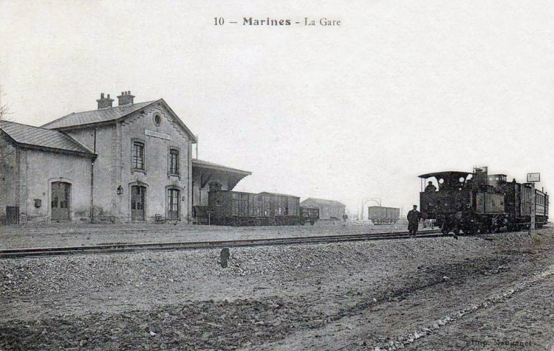 Carte postale ancienne Marines - La gare