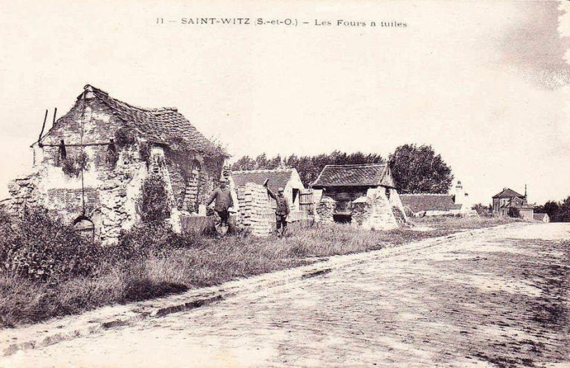 Carte postale ancienne St Witz, fours à tuiles