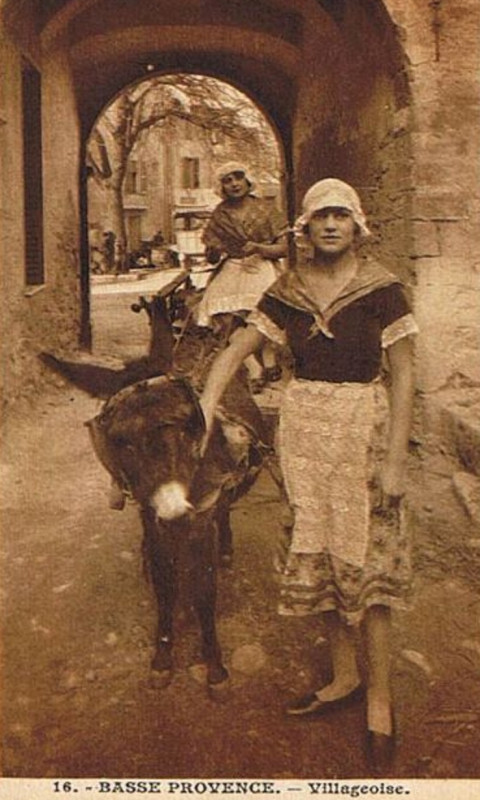 Carte postale ancienne 01 Villageoises du Var et leurs ânes en Provence