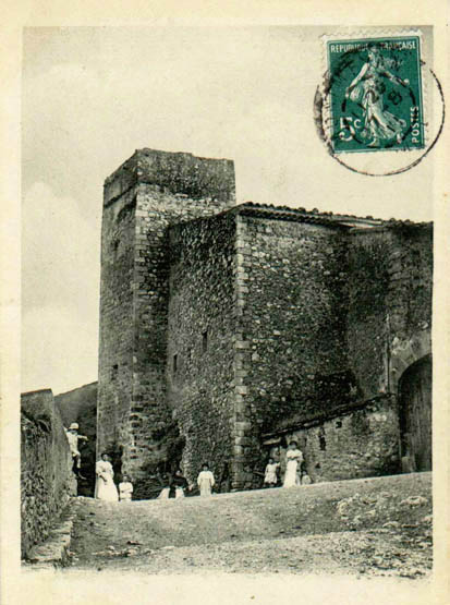 Carte postale ancienne J. Martin Tour Charlemagne 1910