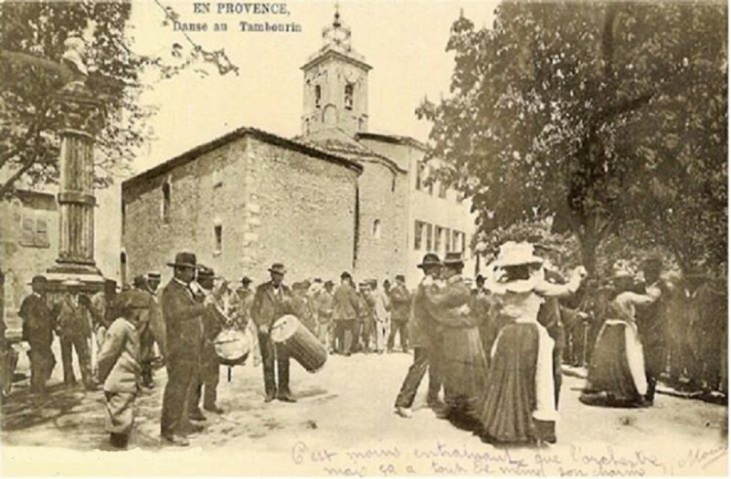Carte postale ancienne Danse au Tambourin à Saint-Vallier-de-Thiey