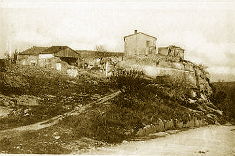 Carte postale ancienne Castellet vue générale