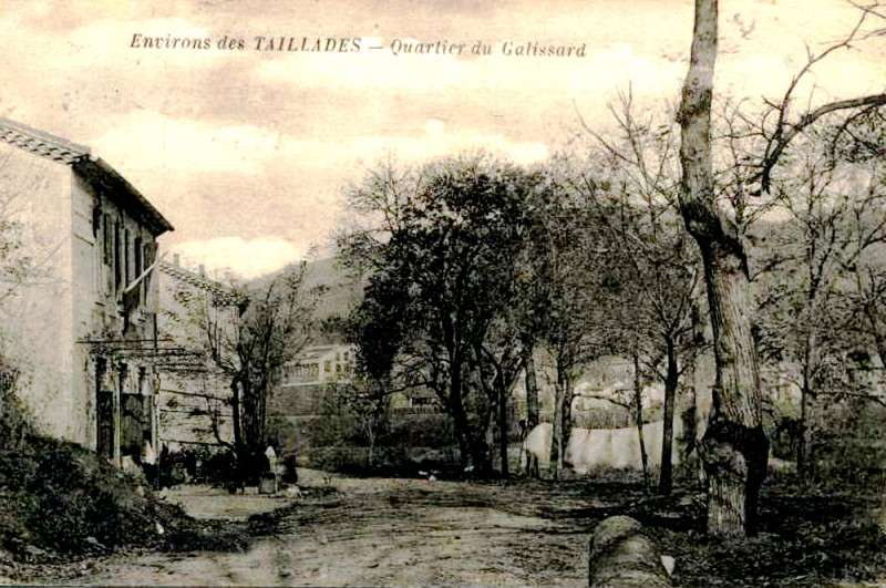 Carte postale ancienne Les Taillades quartier de Galissard