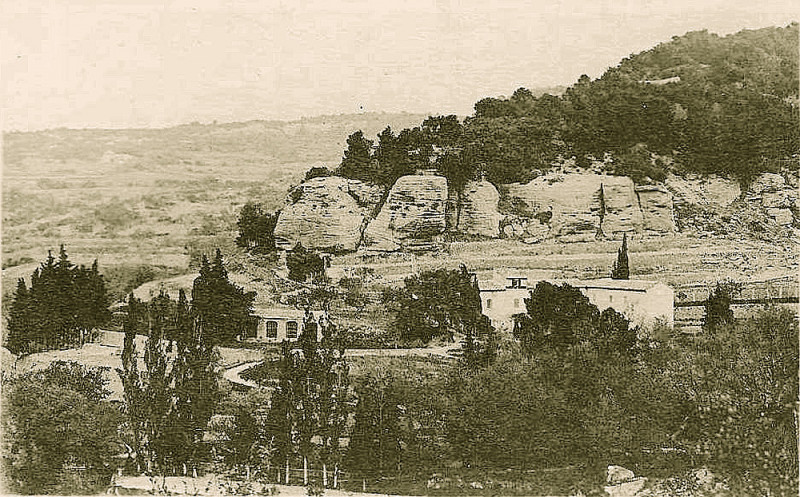 Carte postale ancienne Saumane vue du village
