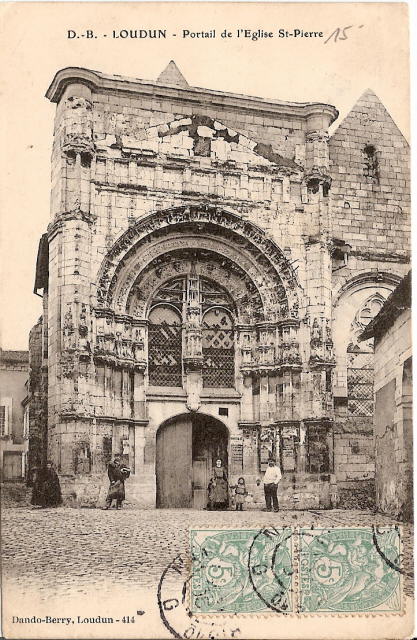 Carte postale ancienne Loudun Eglise saint Pierre